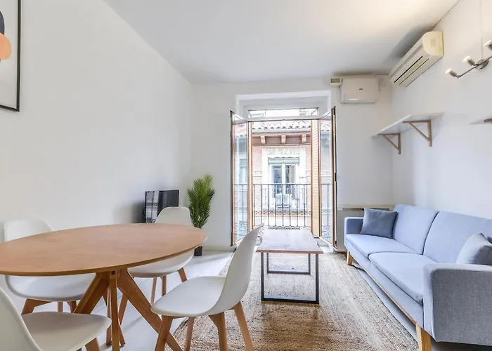 Apartamento Cava Baja Alquiler Temporal
